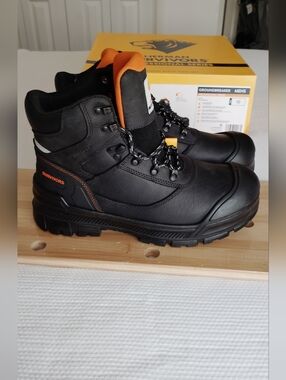 Herman Survivor Work Boots Men's Groundbreaker Steel Toe Work Size 10 Black.